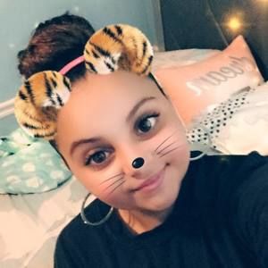 Meet your Posher, Nada